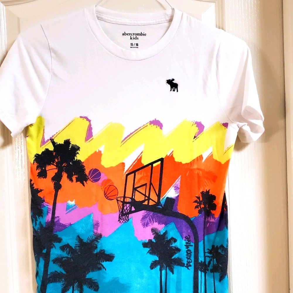 Abercrombie kids t shirts